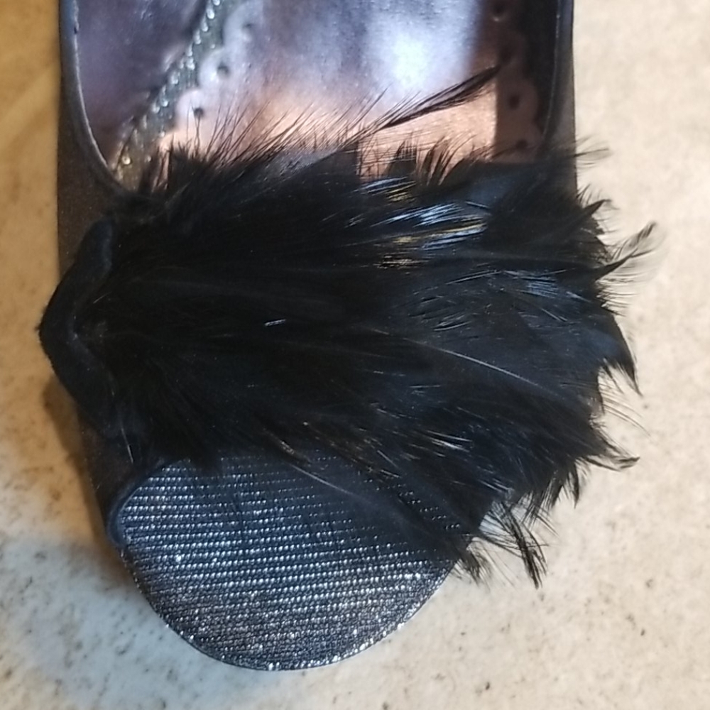 Heels - Picture 5 of 5